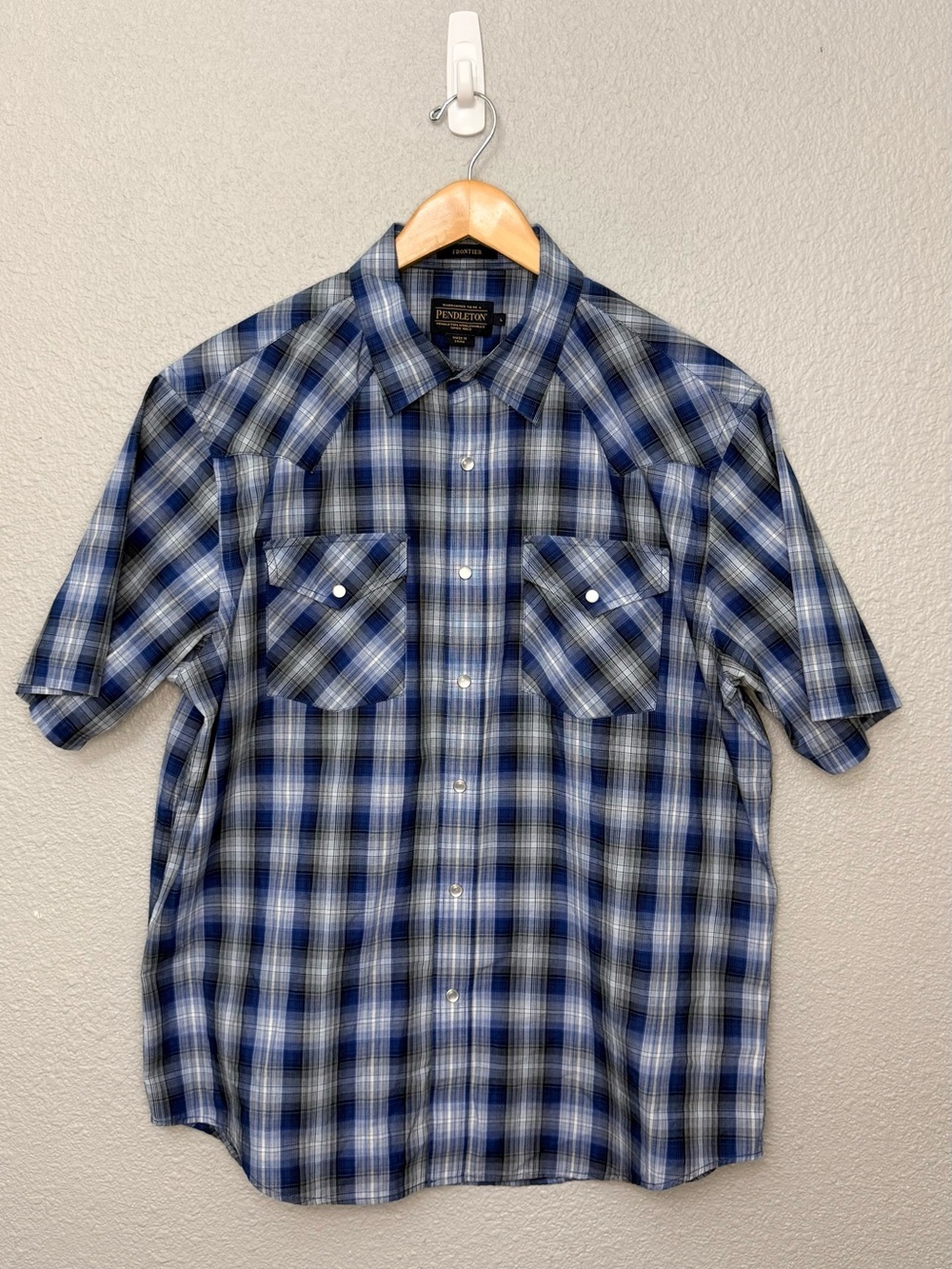 Pendleton | Frontier Western Short Sleeve Shirt | Pearl Snap Buttons | Large